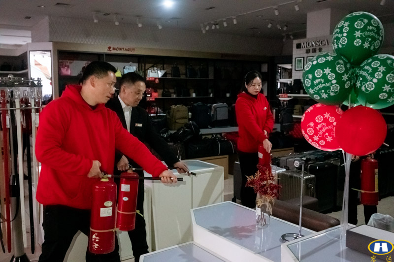 百貨蓋麗店消防聯(lián)合演練-2.jpg